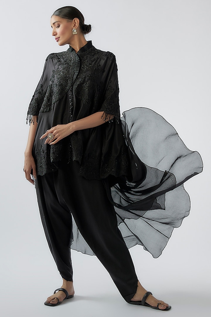 Black Dupion Embroidered Cape Set by Minaxi Dadoo at Pernia's Pop Up Shop